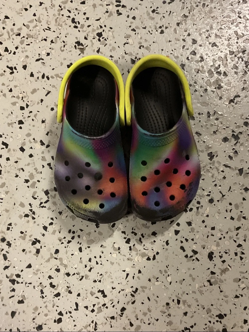 CROCS Kids Tie-Dye Clogs with Yellow Strap 0561